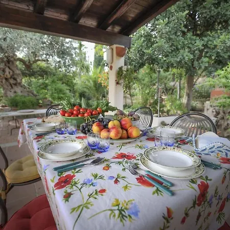 Donna Caterina House, Holiday Villa Pietraperzia Exterior photo