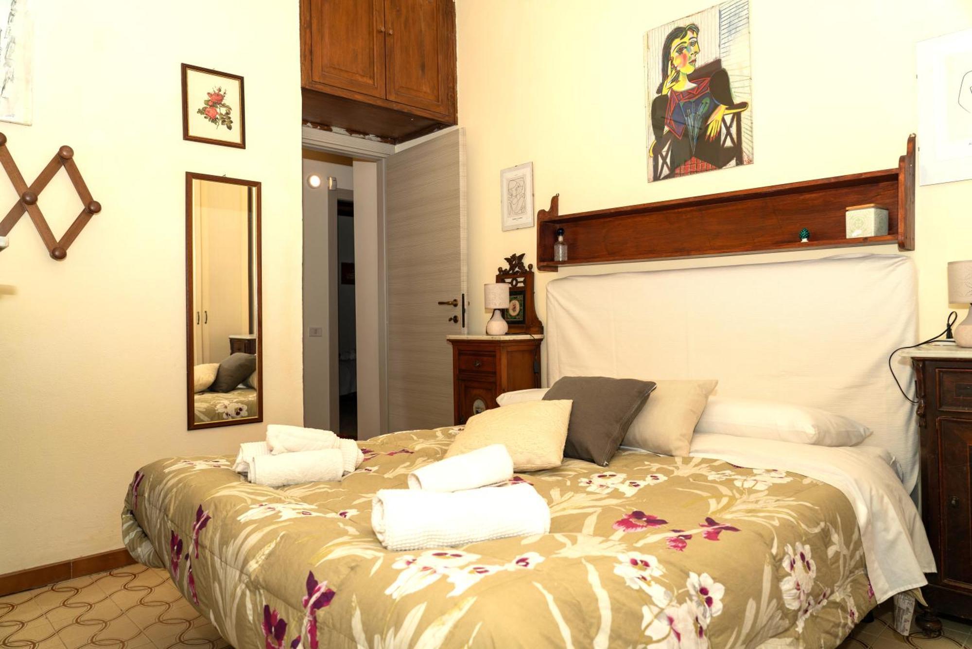 Donna Caterina House,